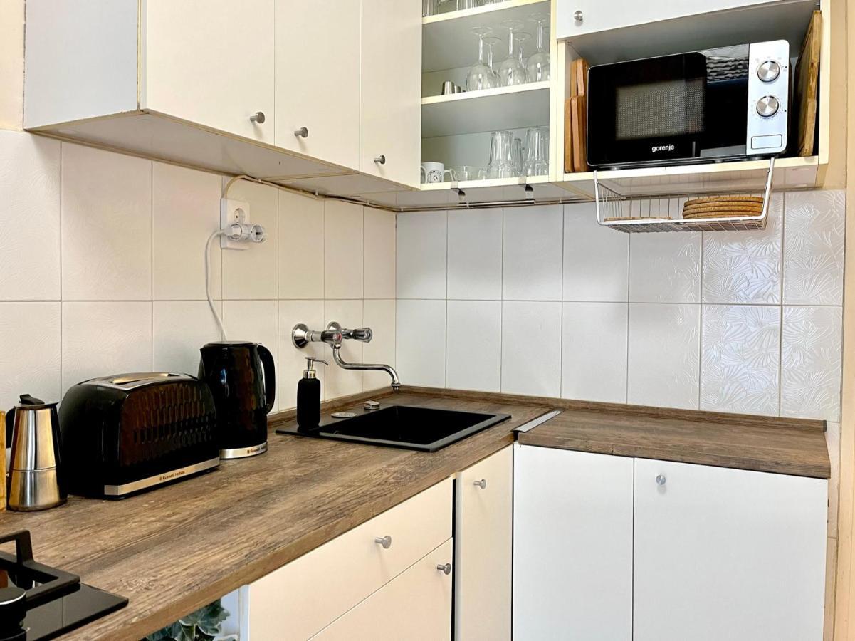 Apartament With Free Parking